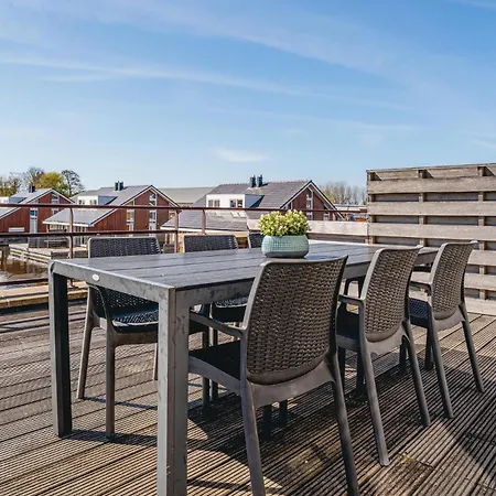 Casa vacanze 3 Bedroom Stunning In Uitgeest