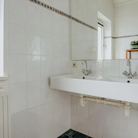 3 Bedroom Stunning In Casa vacanze *